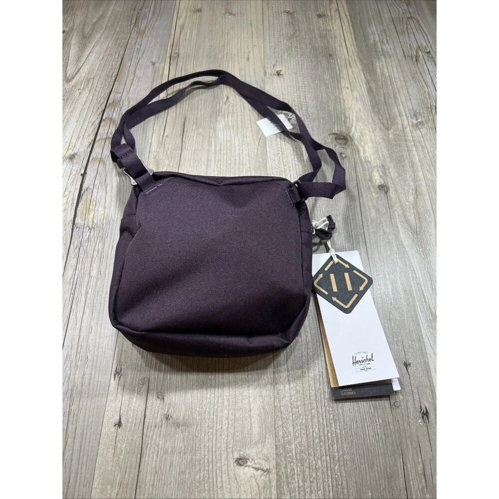 Herschel Classic Crossbody 2L Perfectly Plum NWT